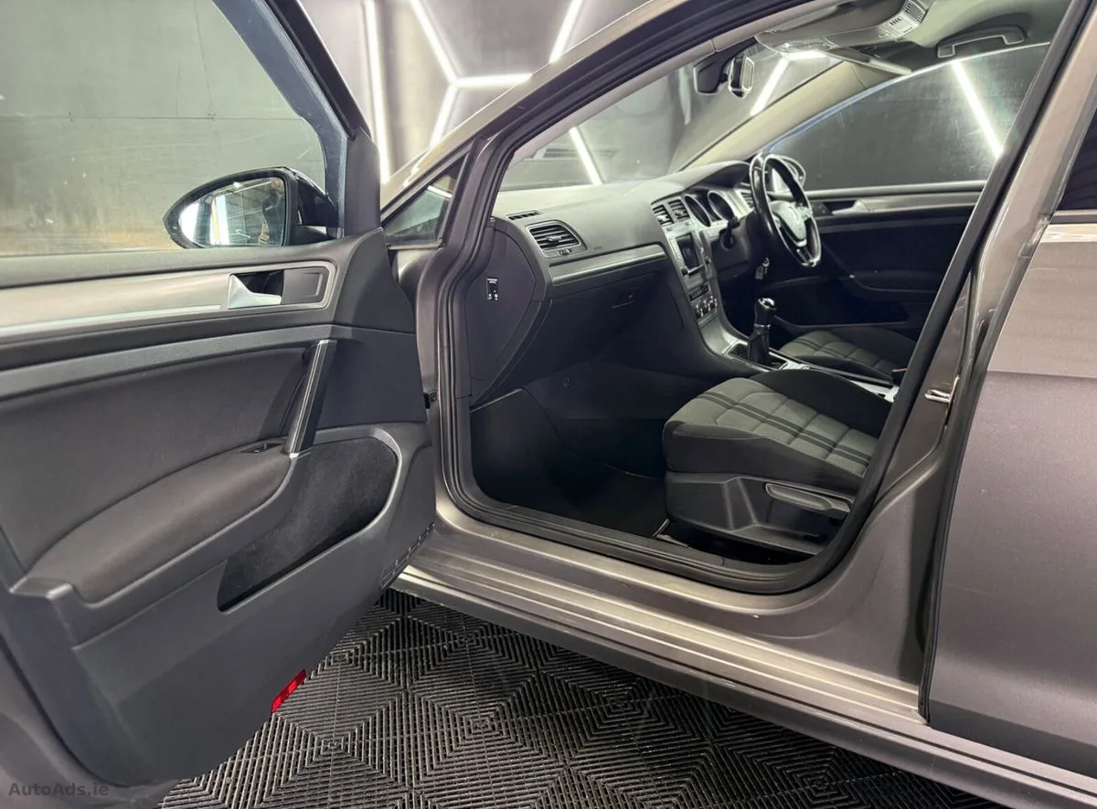 2016 Volkswagen Golf – photo 17