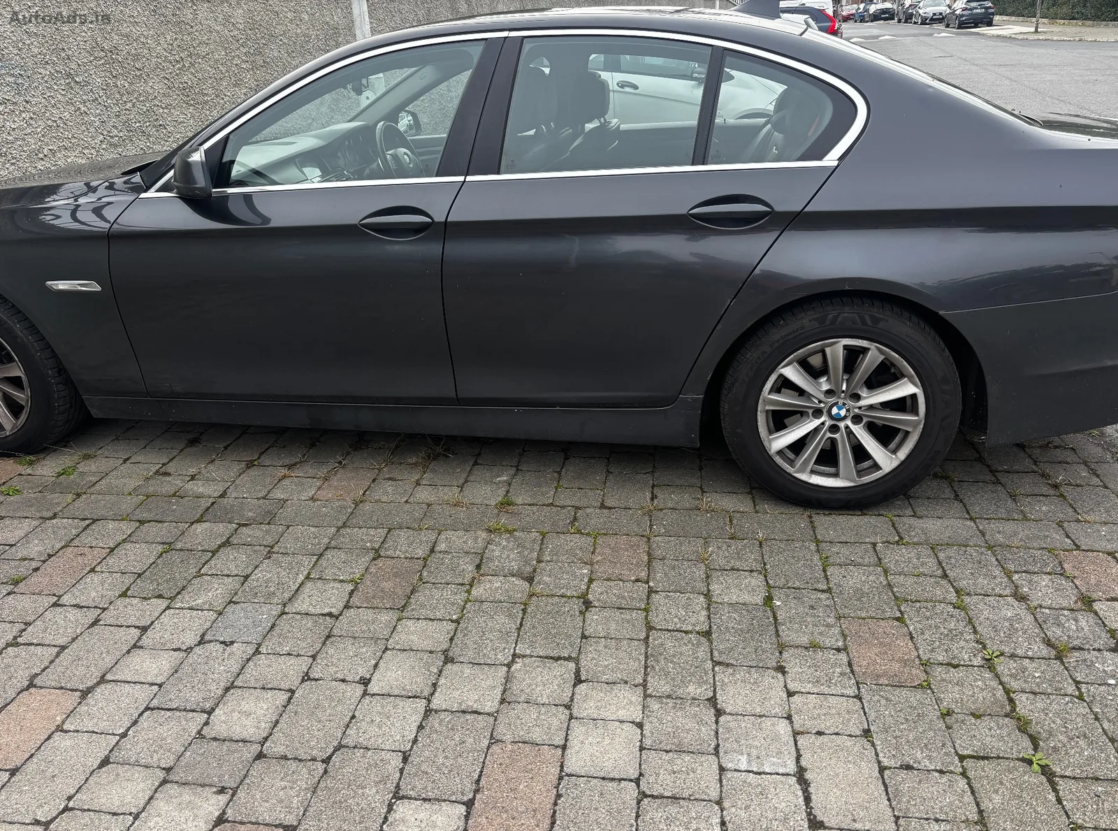 2013 BMW 5 Series – photo 2