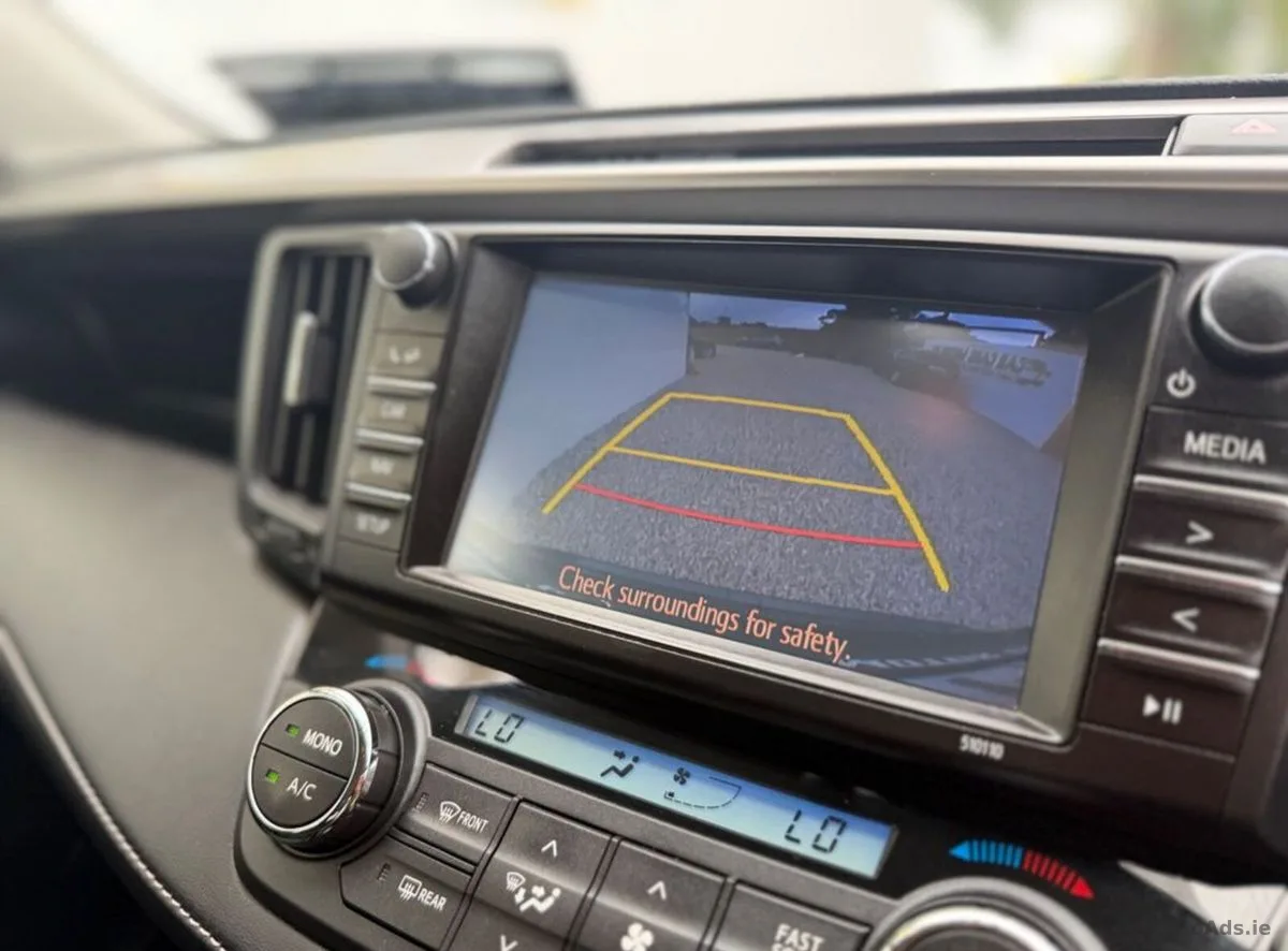 2016 Toyota RAV4 – photo 8