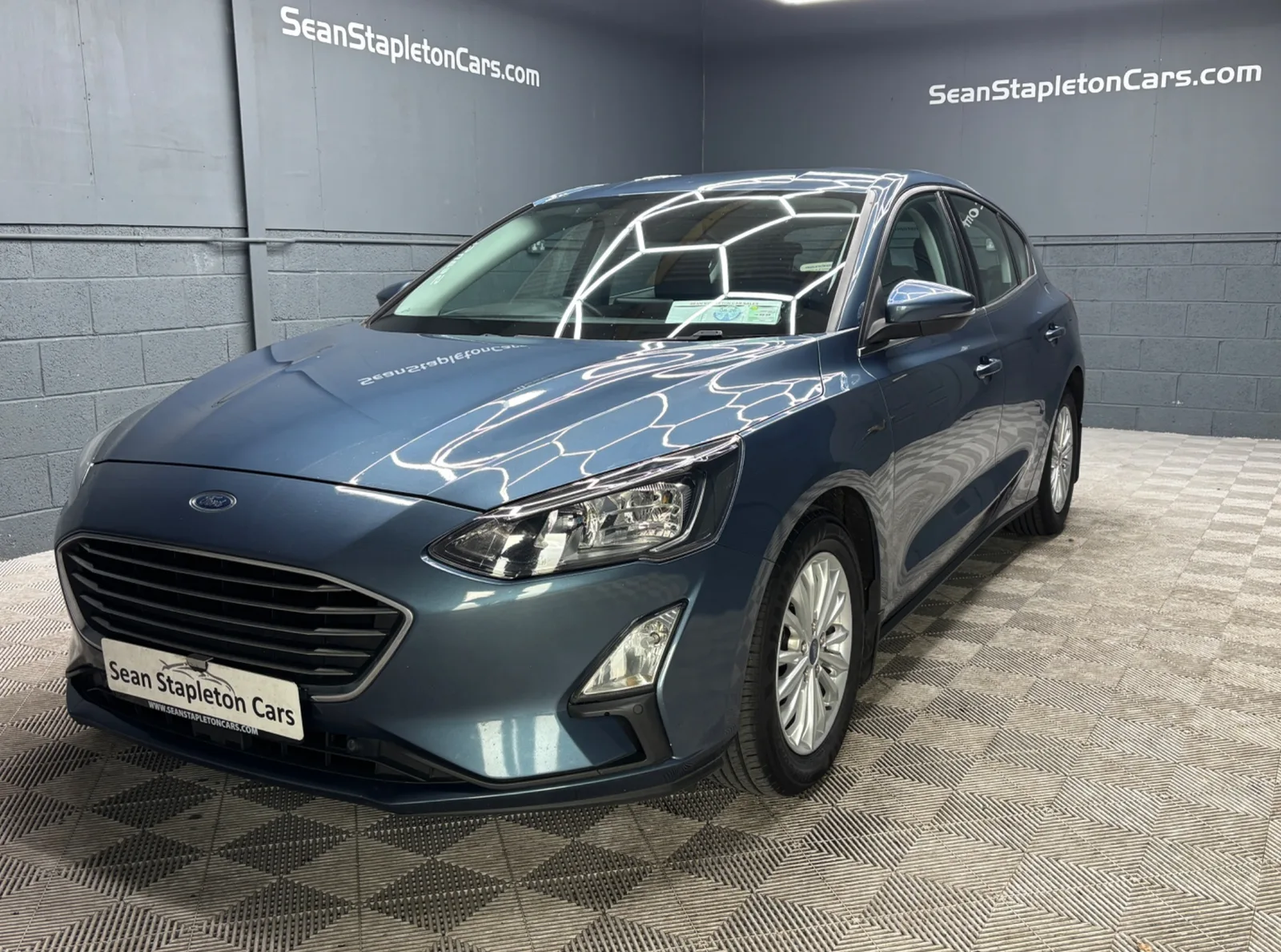 2020 Ford Focus – photo 1