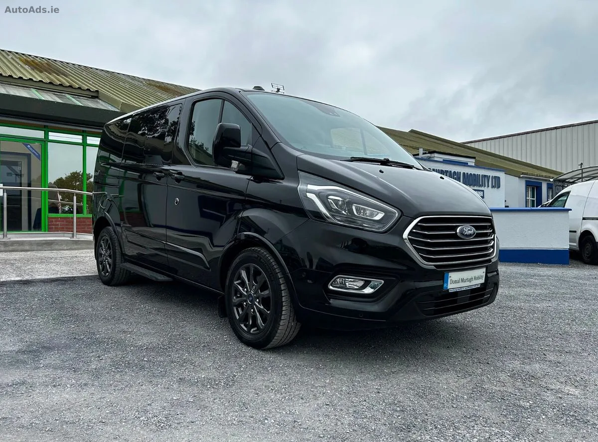 2023 Ford Tourneo Custom