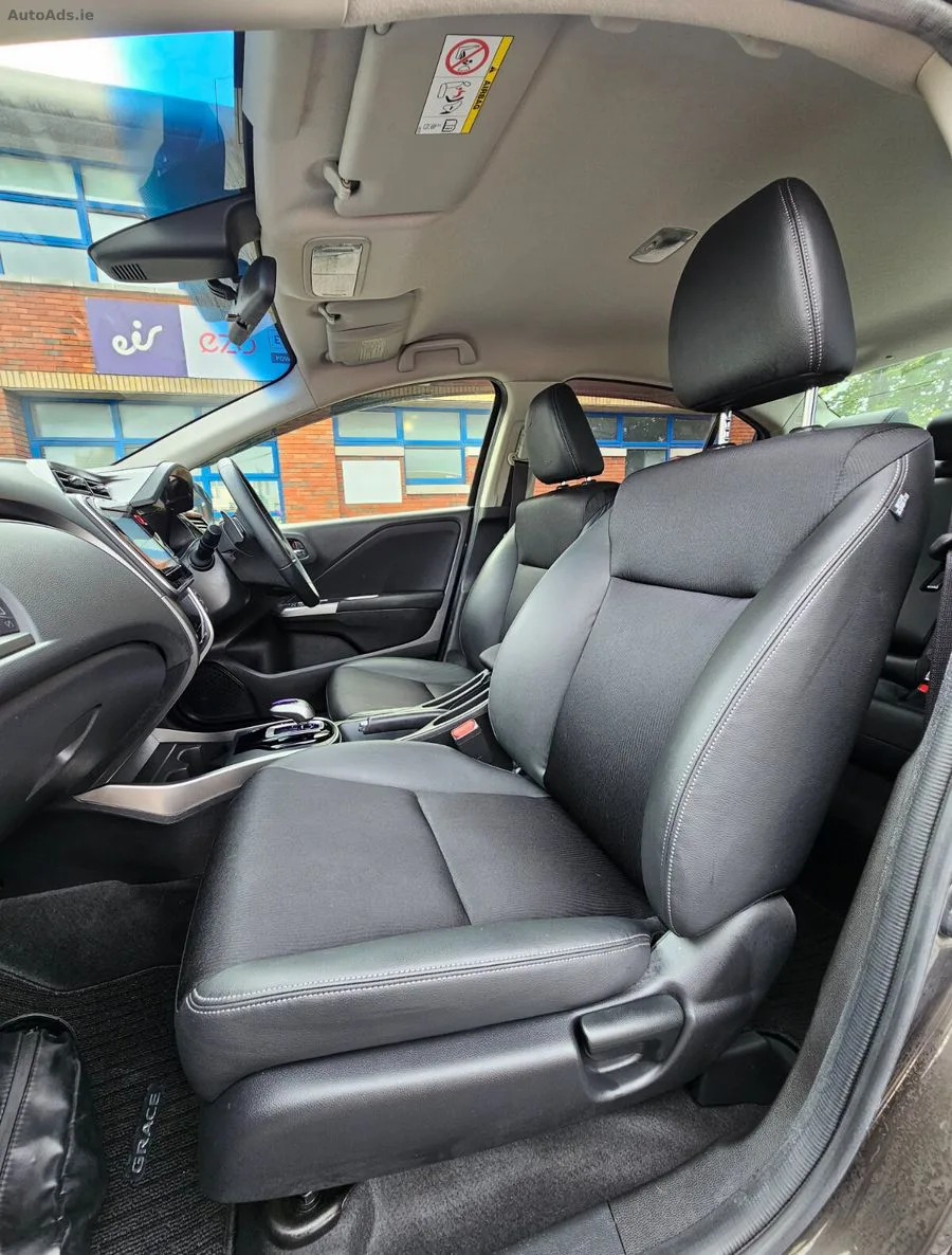 2015 Honda Grace – photo 10