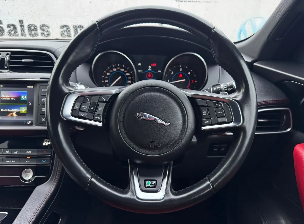 2017 Jaguar F-Pace – photo 20