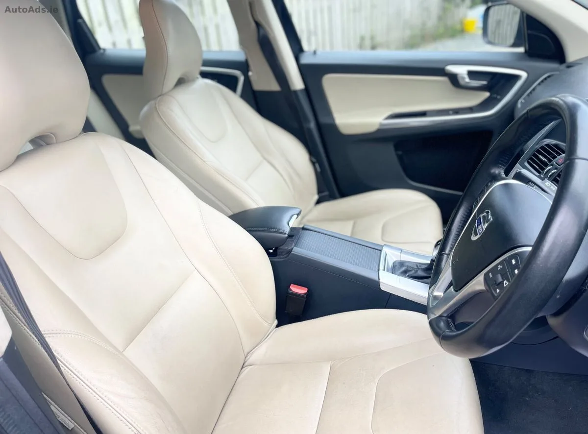 2017 Volvo XC60 – photo 11