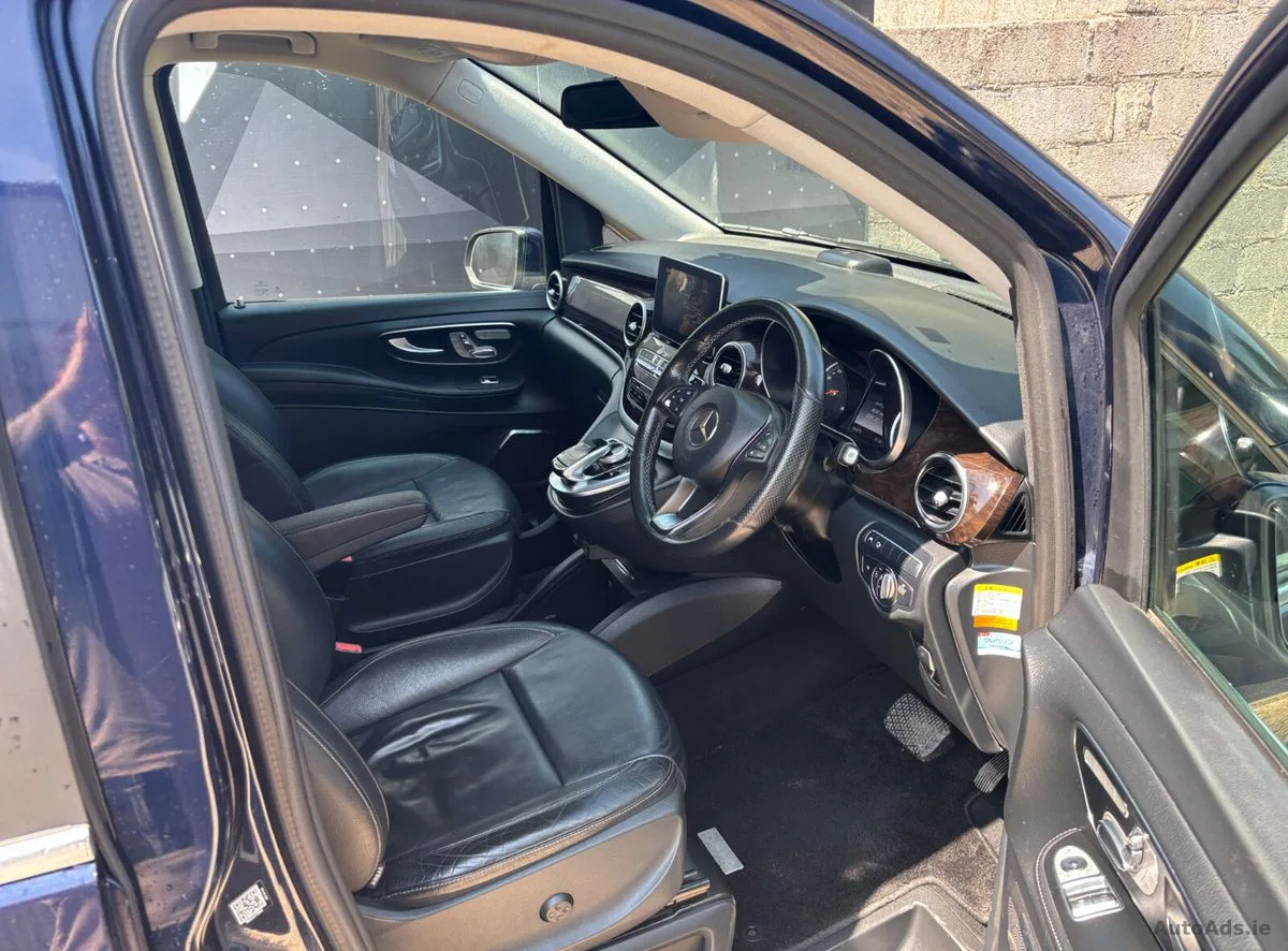 2017 Mercedes-Benz V-Class – photo 13