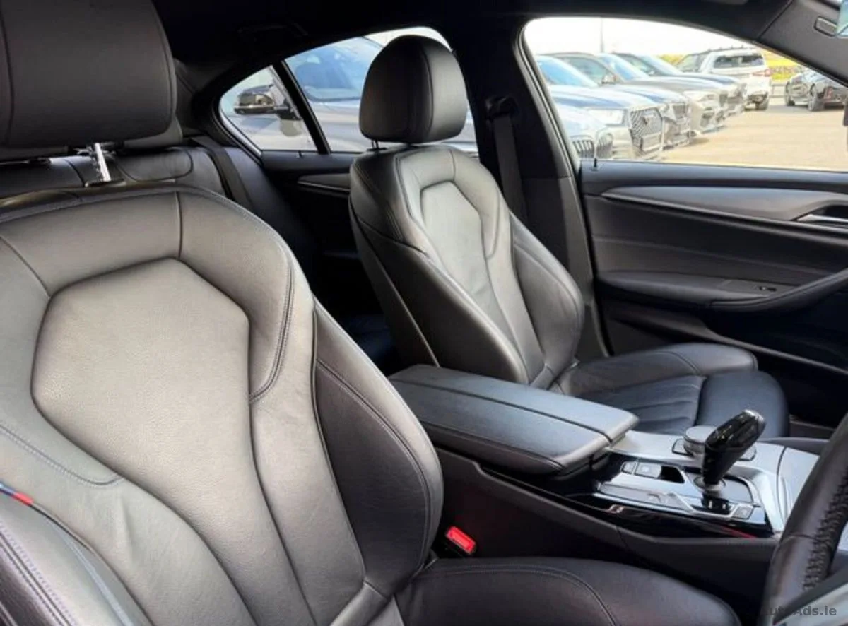 2018 BMW 5-Series – photo 19