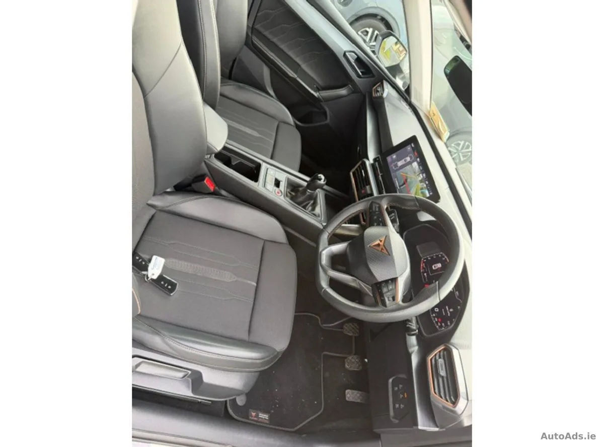 2024 Cupra Leon – photo 2