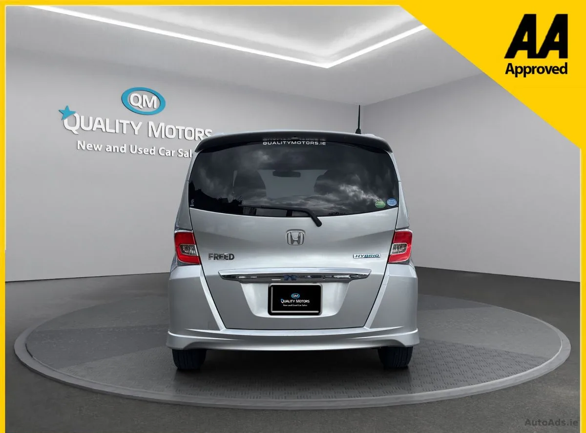 2014 Honda Freed – photo 6