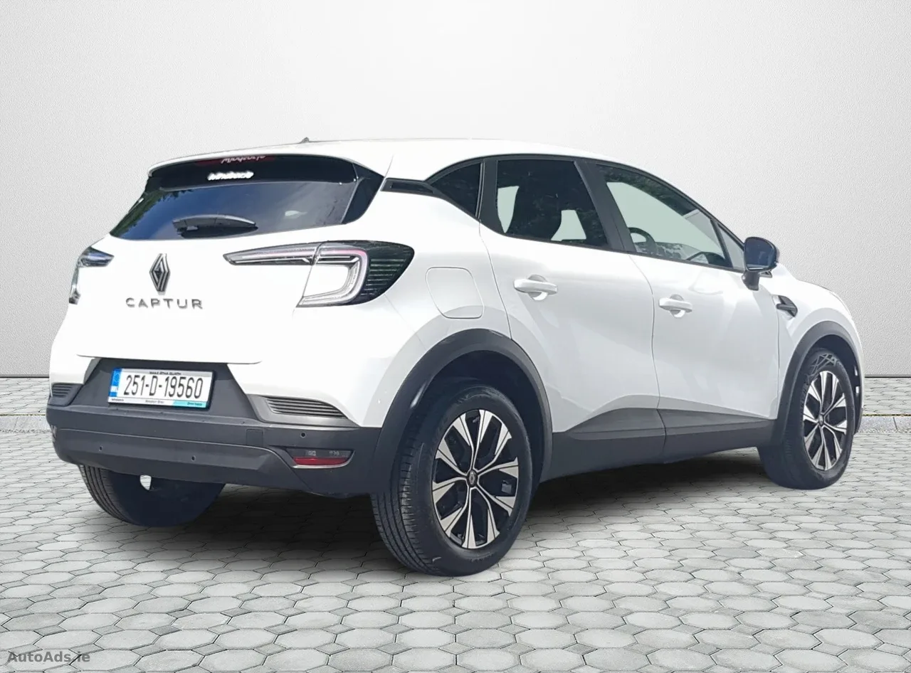 2025 Renault Captur – photo 2