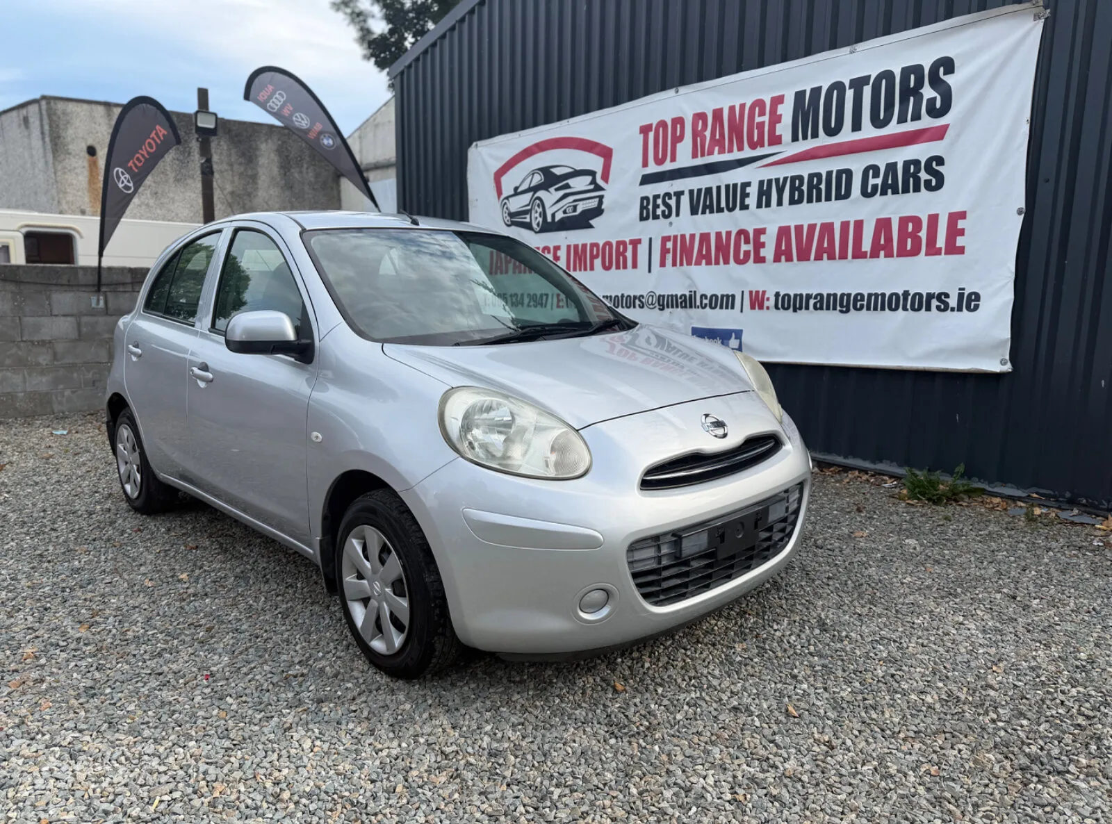 2013 Nissan March
