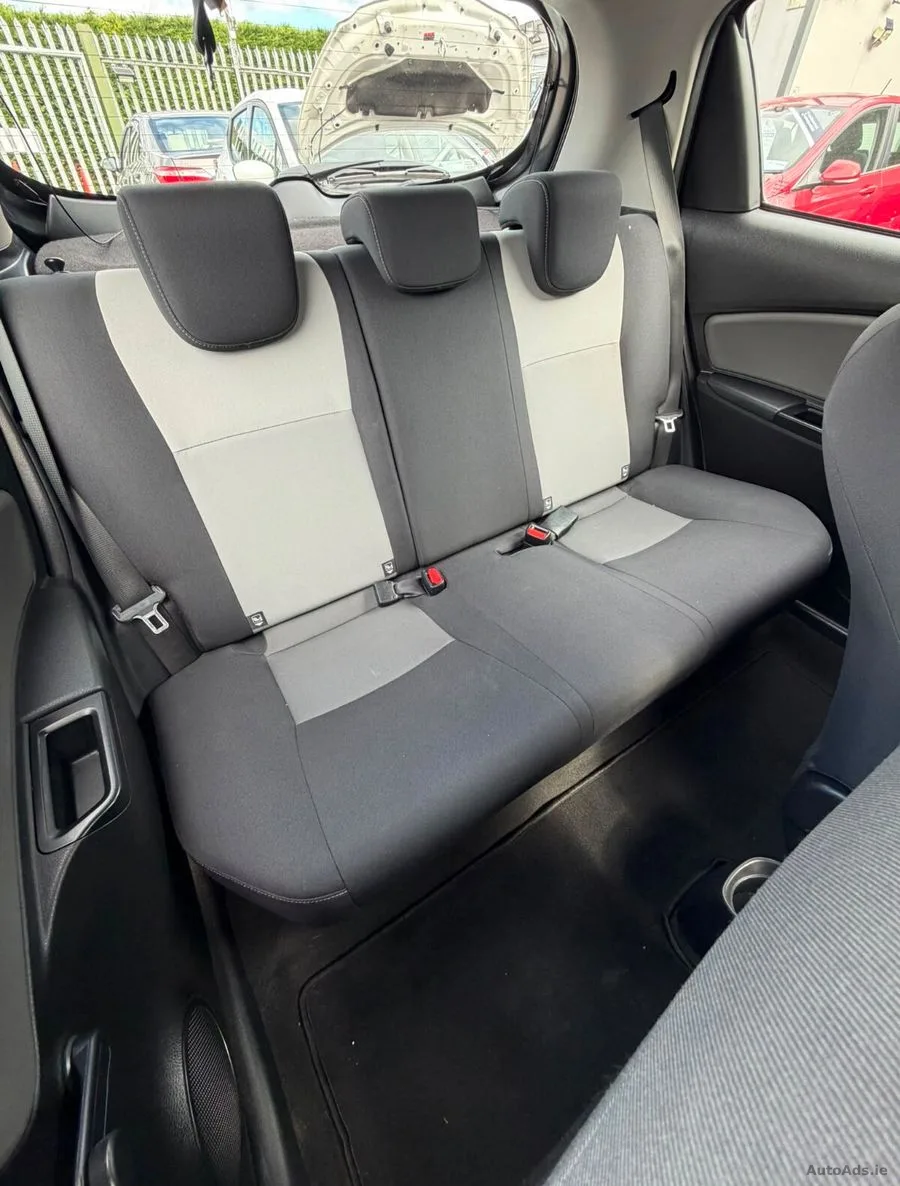 2019 Toyota Yaris – photo 11