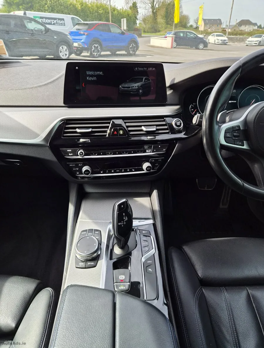 2018 BMW 5-Series – photo 15