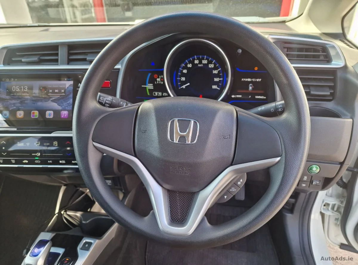2016 Honda Fit – photo 16