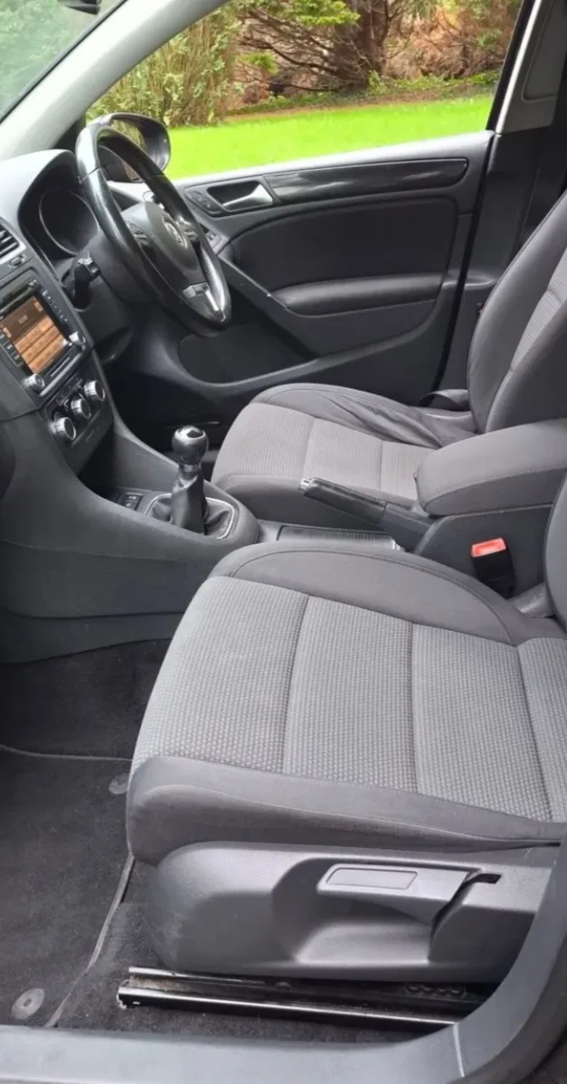 2010 Volkswagen Golf – photo 9