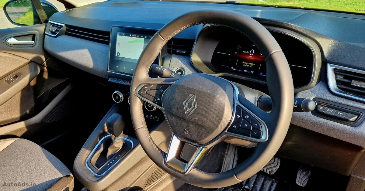 2025 Renault Clio – photo 9