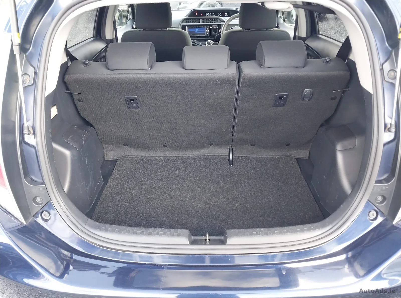 2016 Toyota Aqua – photo 14
