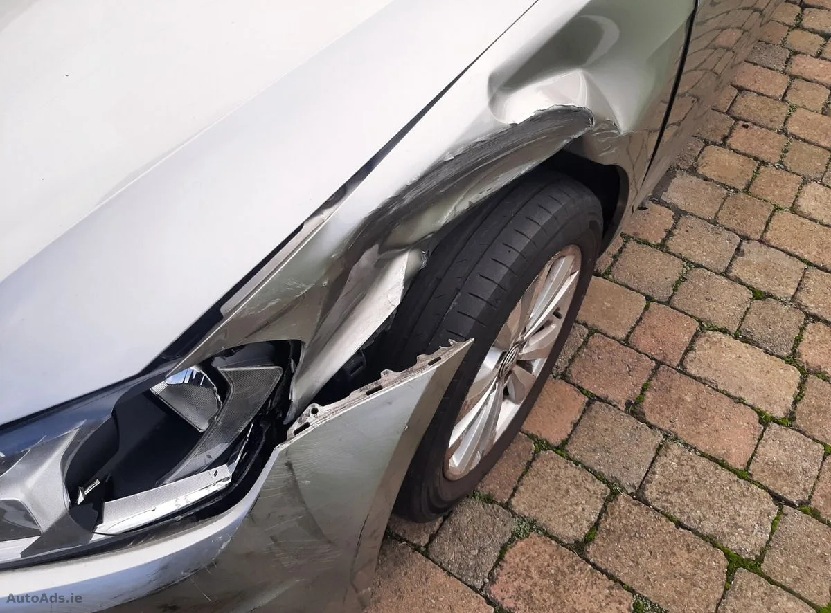 VW GOLF 1.4 TSI PETROL 2014 6 SPEED MANUAL – photo 2