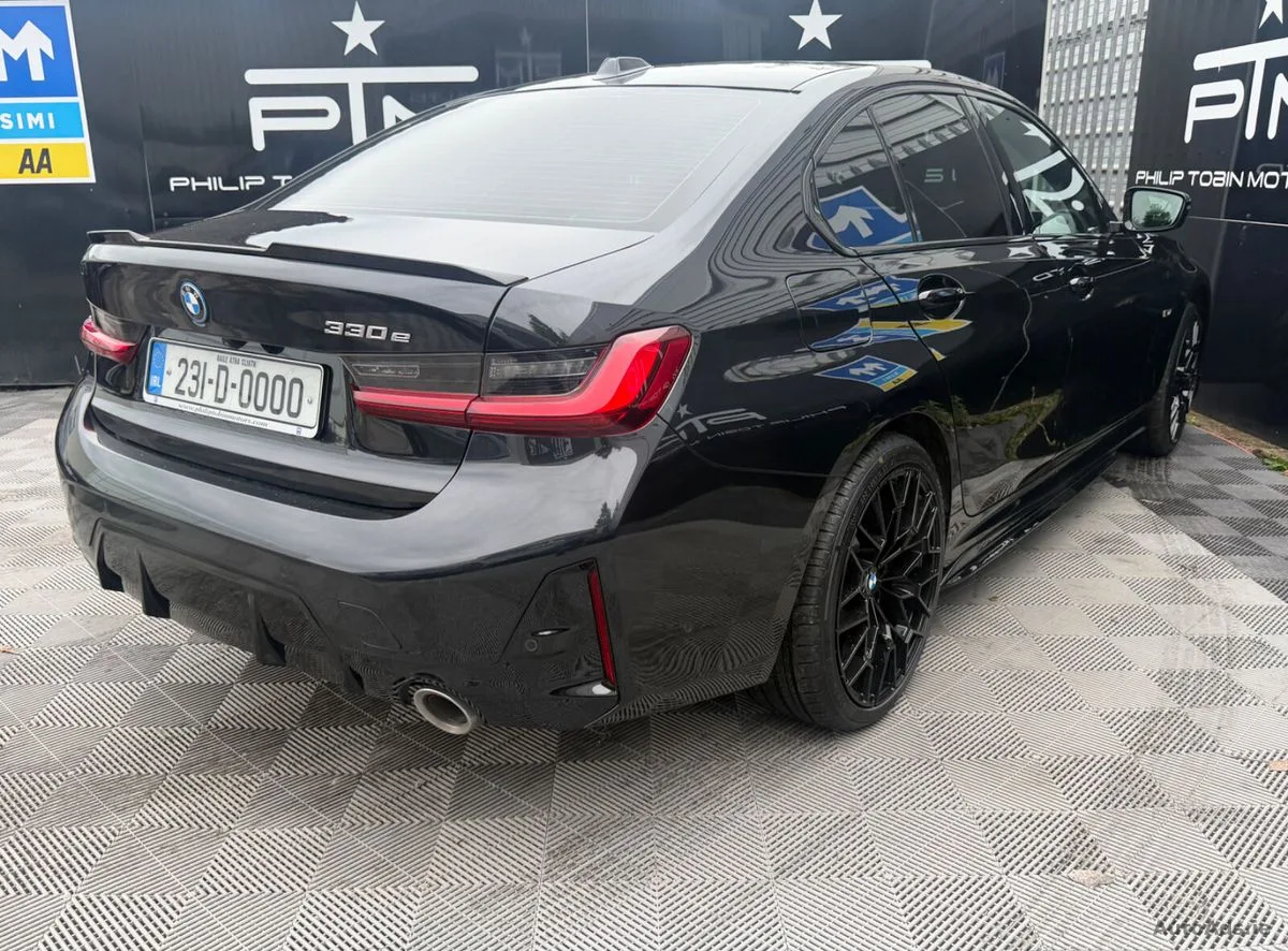 2023 BMW 3-Series – photo 9