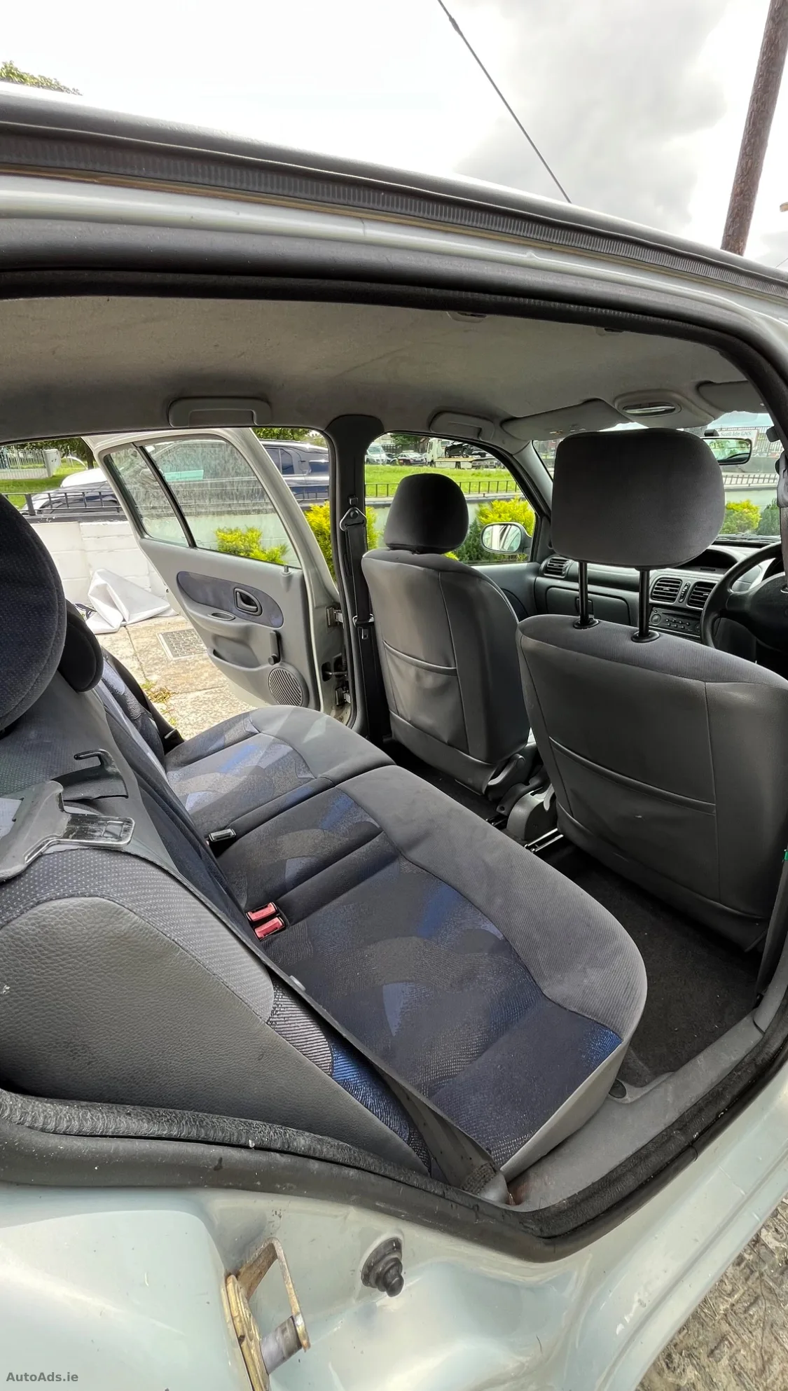 2001 Renault Clio – photo 3