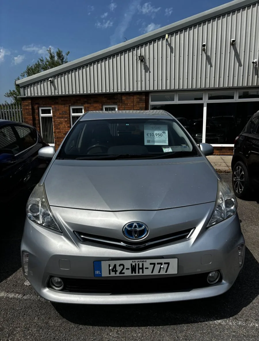 2014 Toyota Prius – photo 4