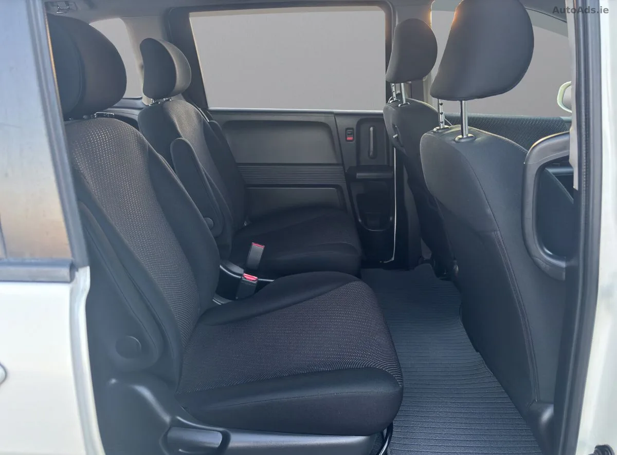 2013 Honda Freed – photo 15