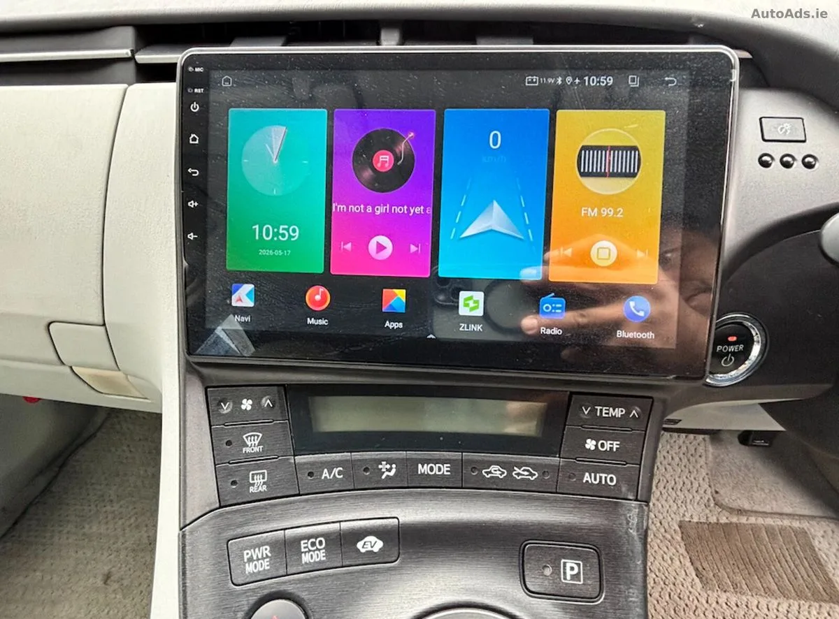 2010 Toyota Prius – photo 9