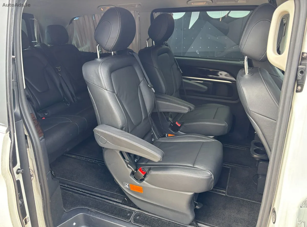 2016 Mercedes-Benz V-Class – photo 11