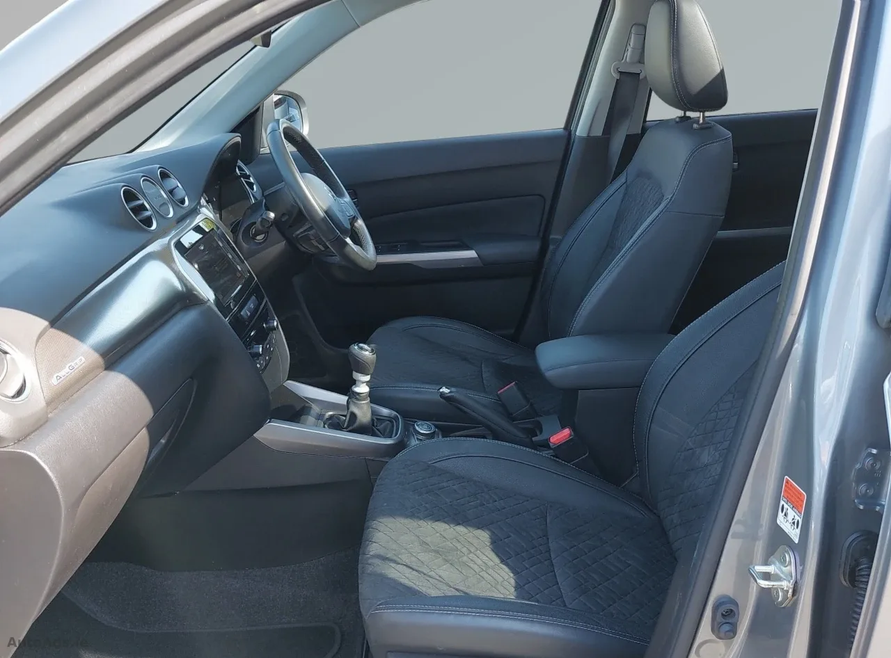 2023 Suzuki Vitara – photo 4