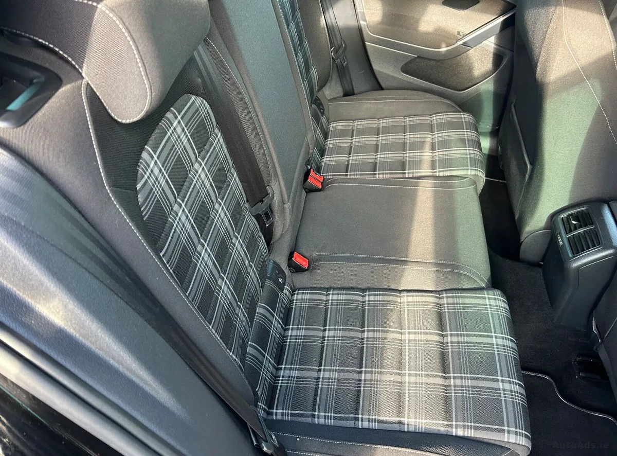 2016 Volkswagen Golf – photo 18