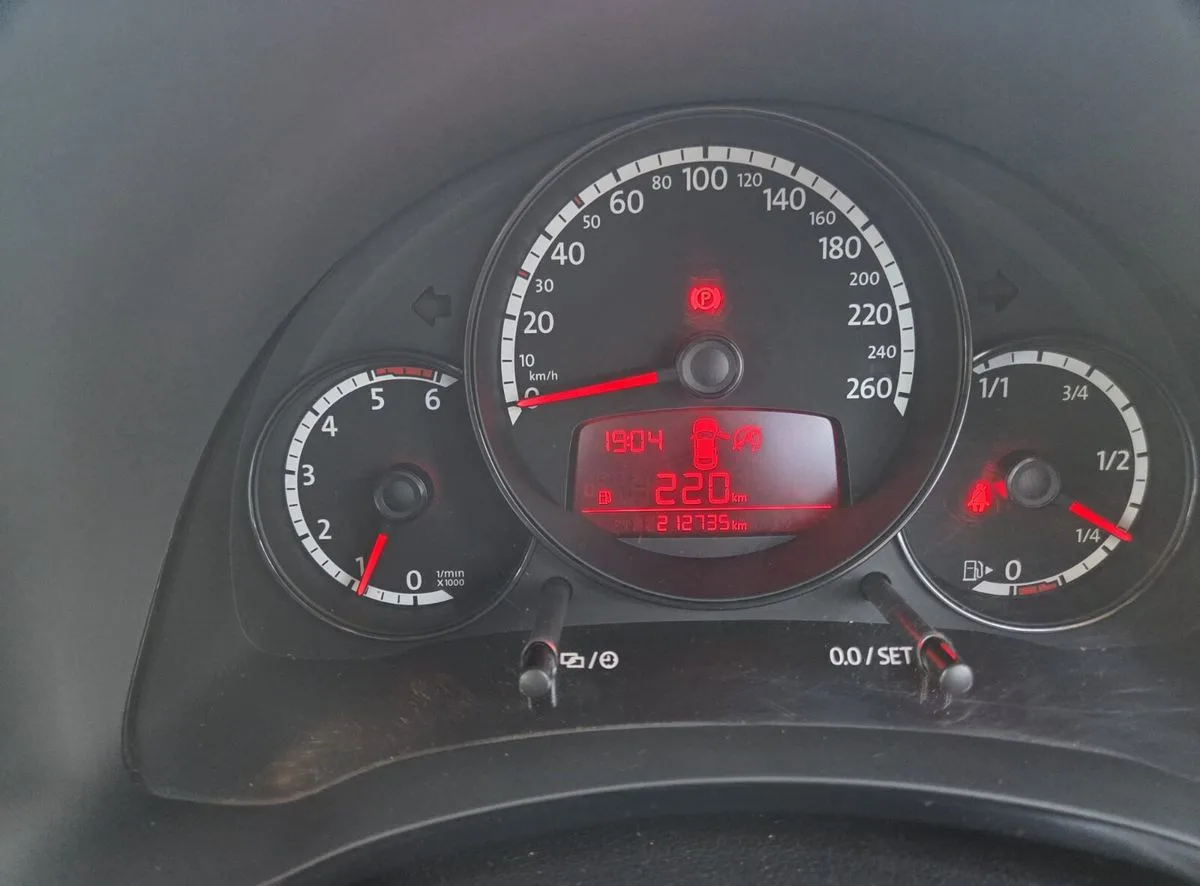 2013 Volkswagen Beetle – photo 12