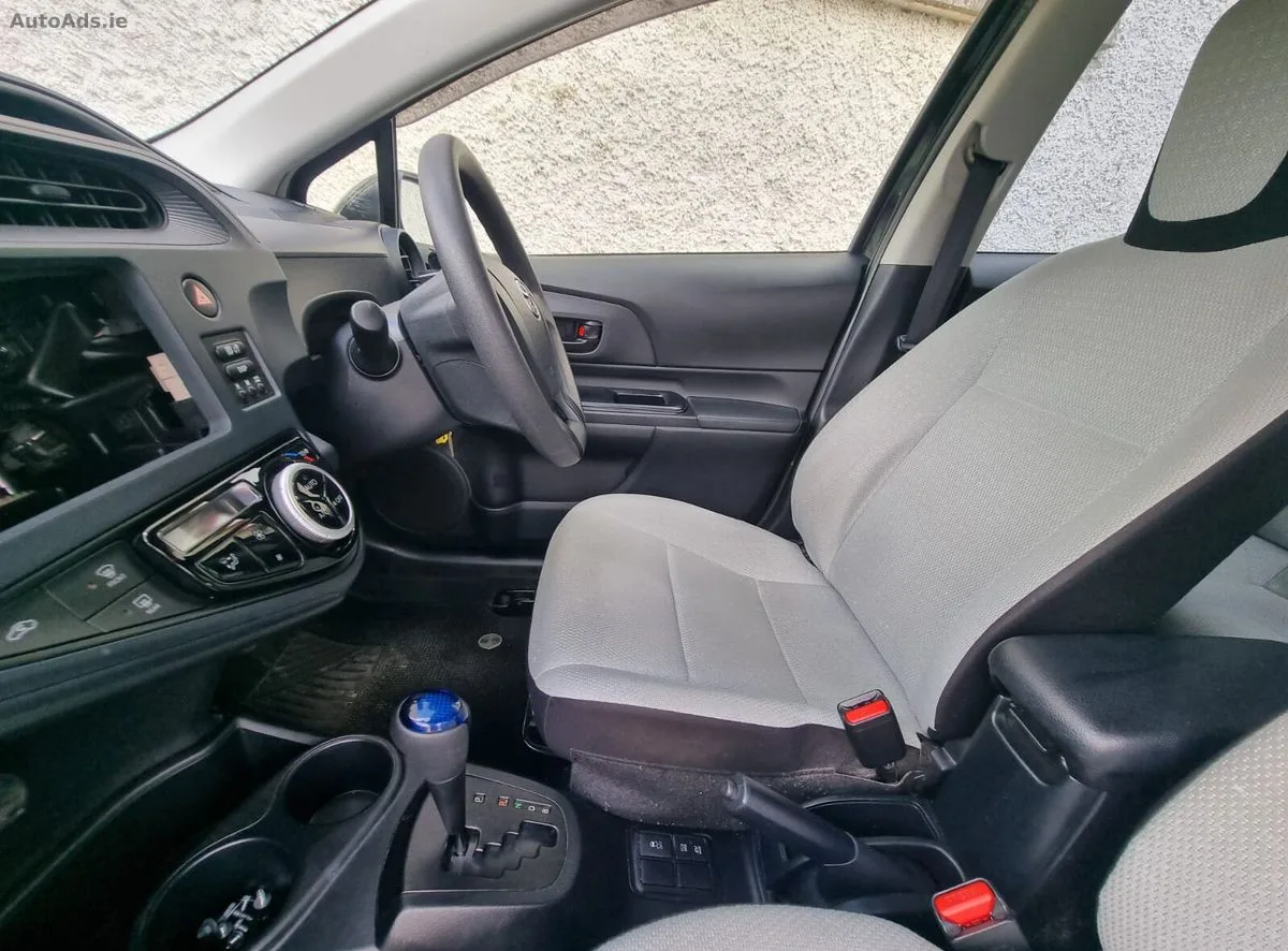 2021 Toyota Aqua – photo 20