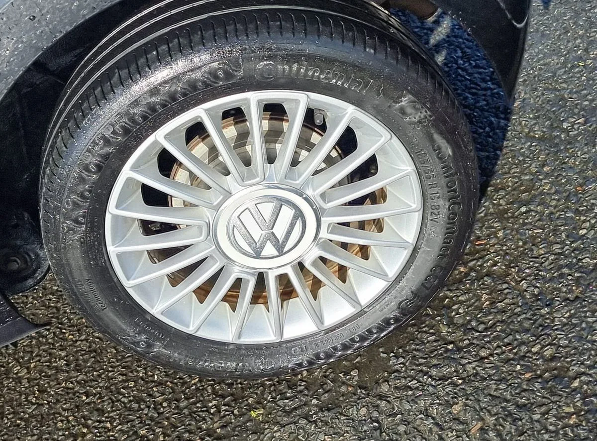 2013 Volkswagen up! – photo 14