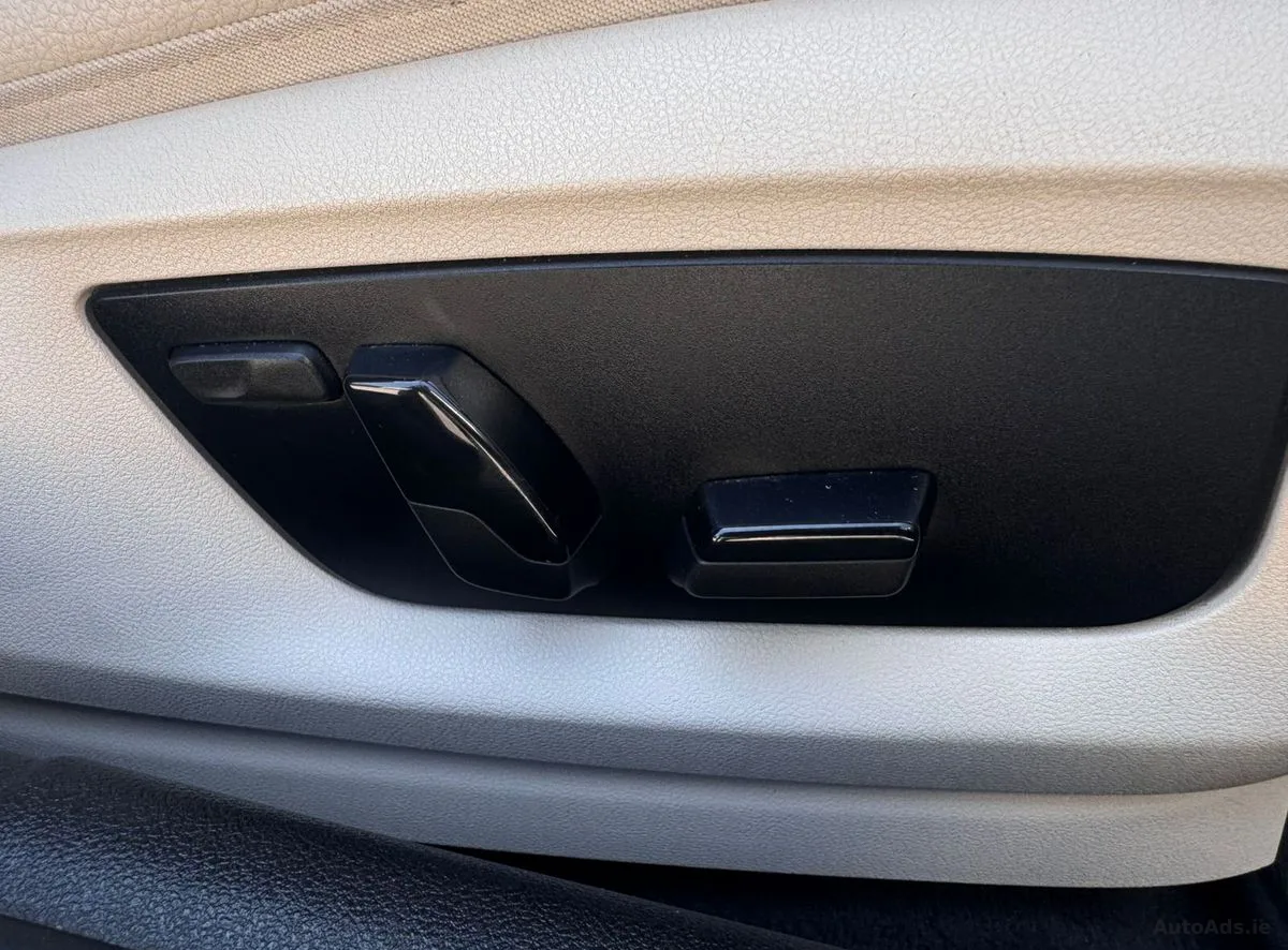 2018 BMW 5-Series – photo 12