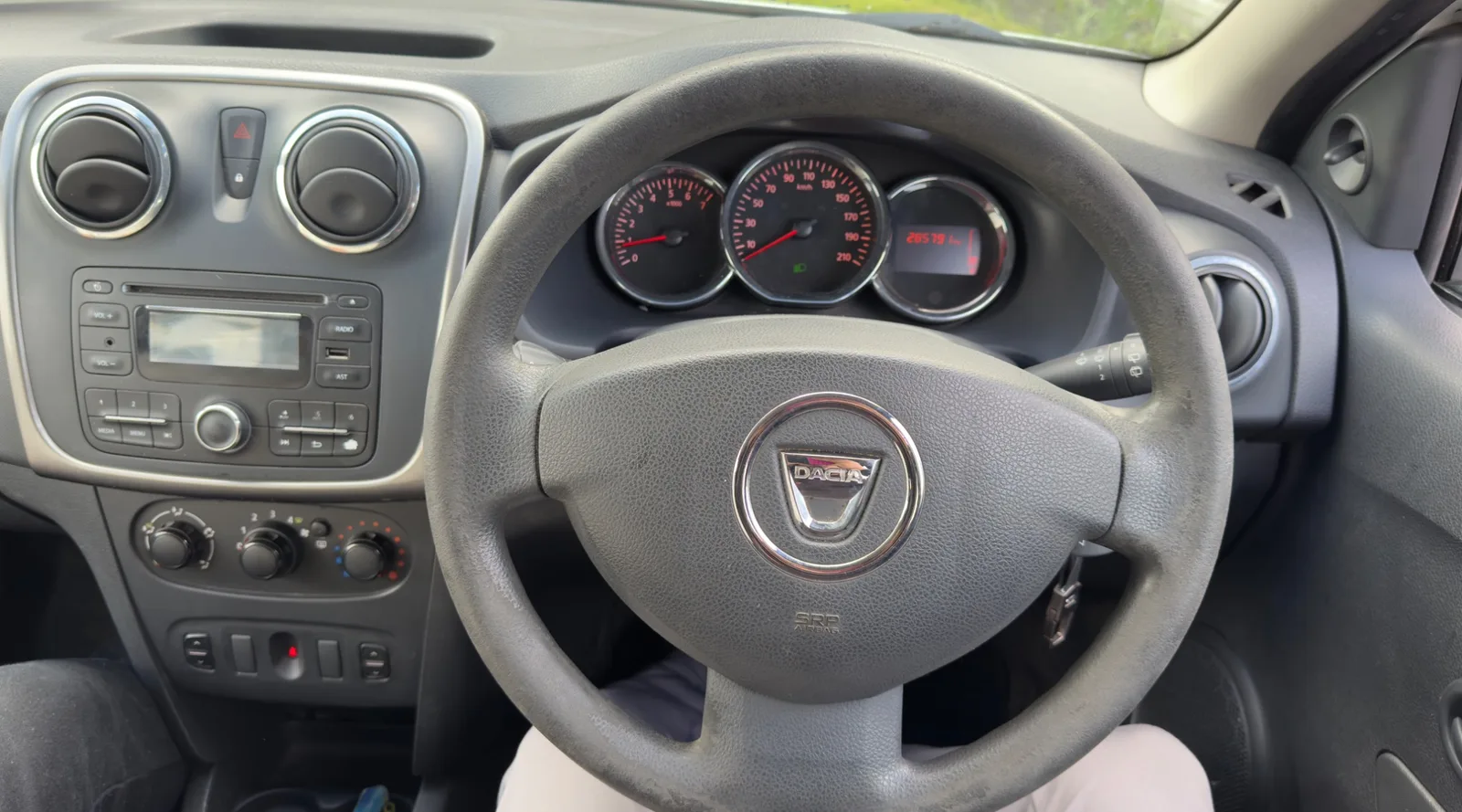 2015 Dacia Logan – photo 7