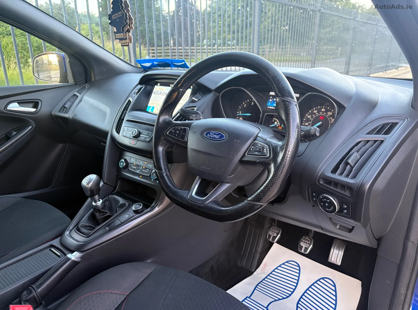2017 Ford Focus – photo 8