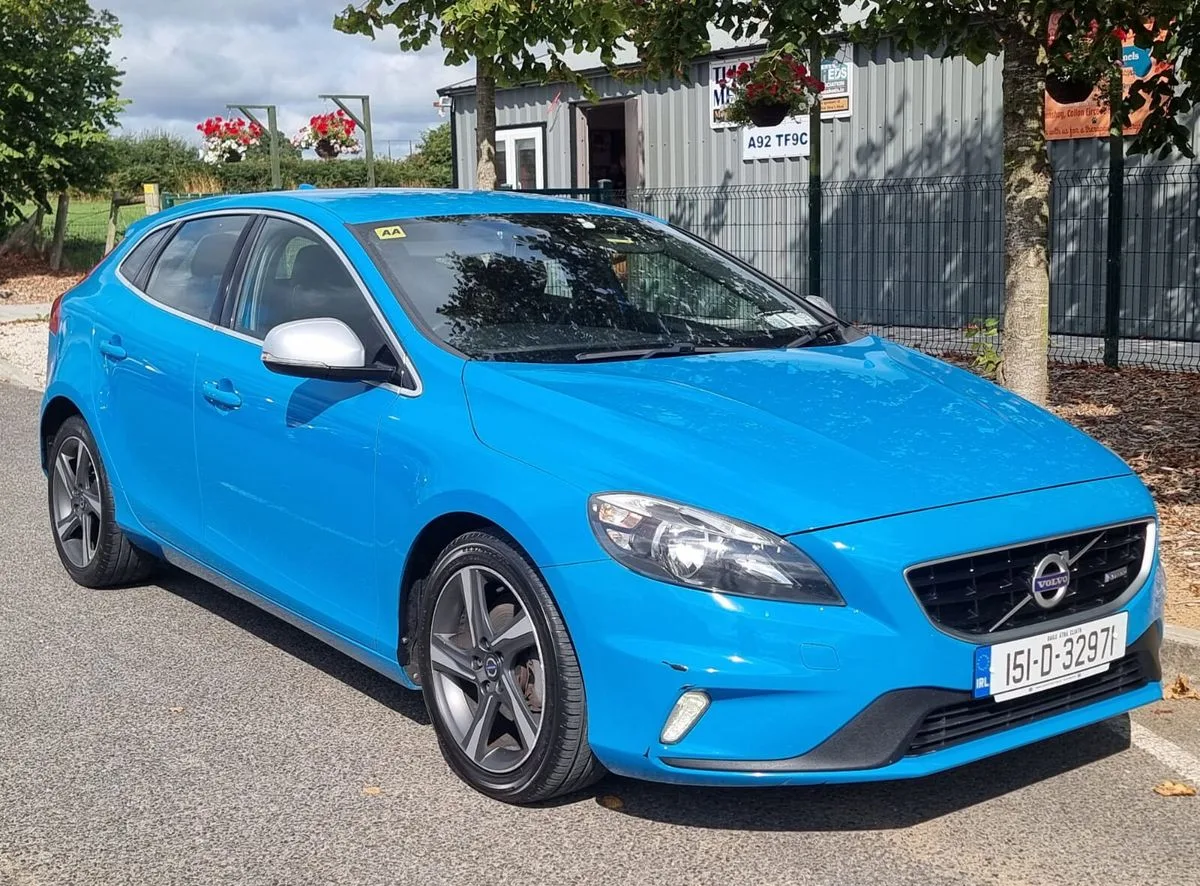 2015 Volvo V40