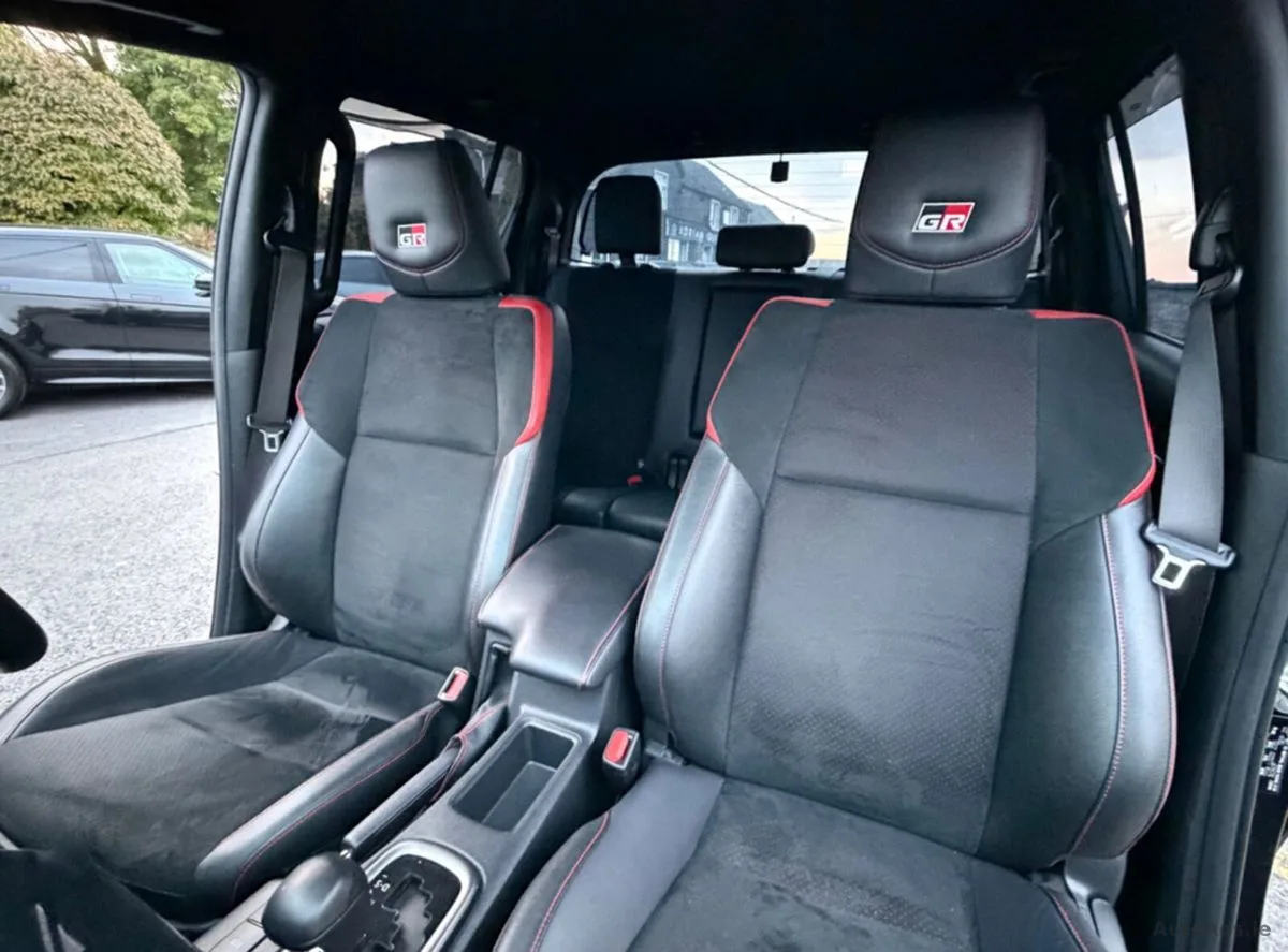 2024 Toyota Hilux – photo 12
