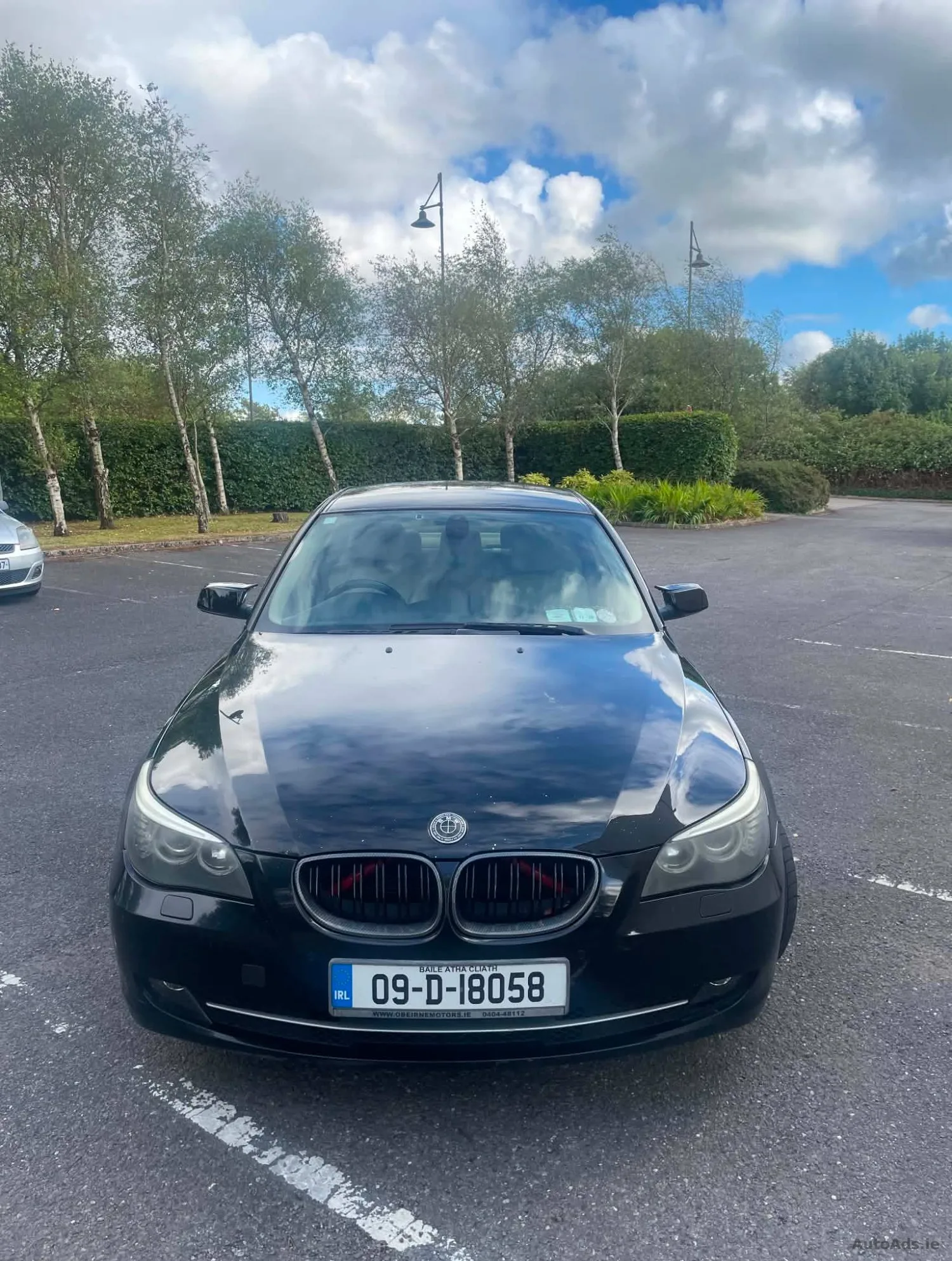 2009 BMW 5 Series – photo 2