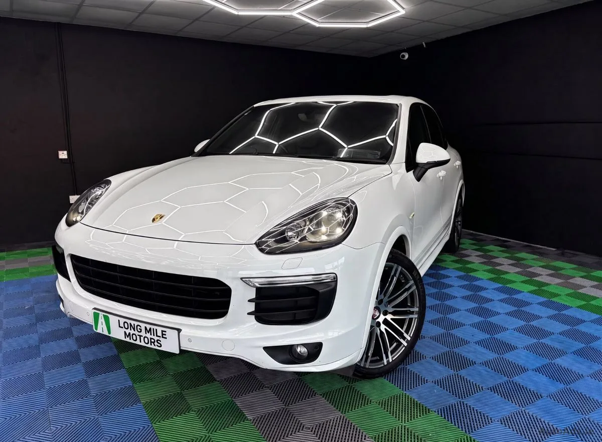 2015 Porsche Cayenne – photo 2