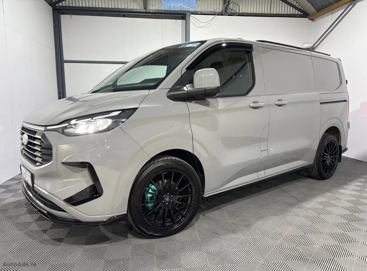 2024 Ford Transit Custom – photo 5
