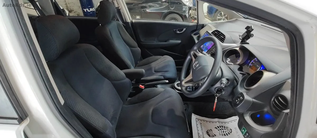 2014 Honda Fit – photo 12