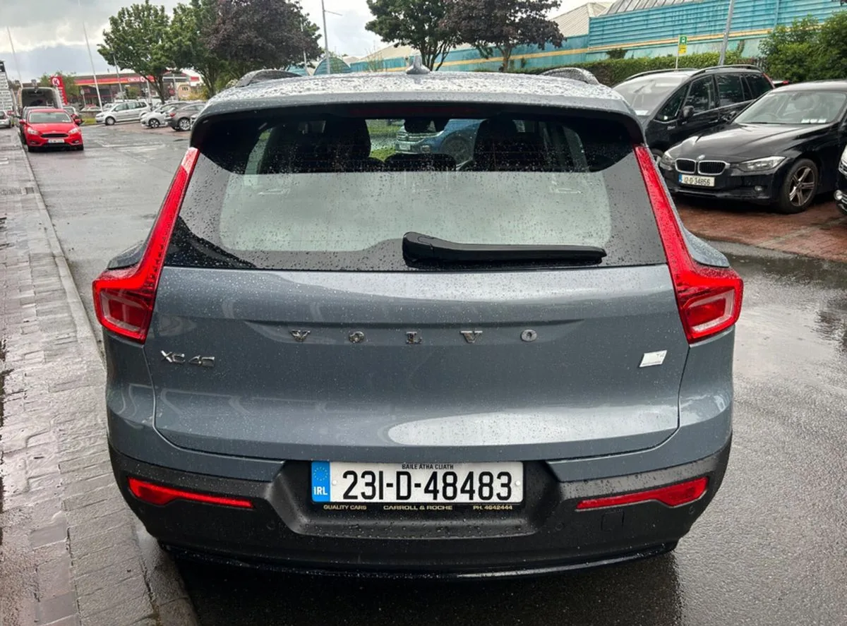 2023 Volvo XC40 – photo 15
