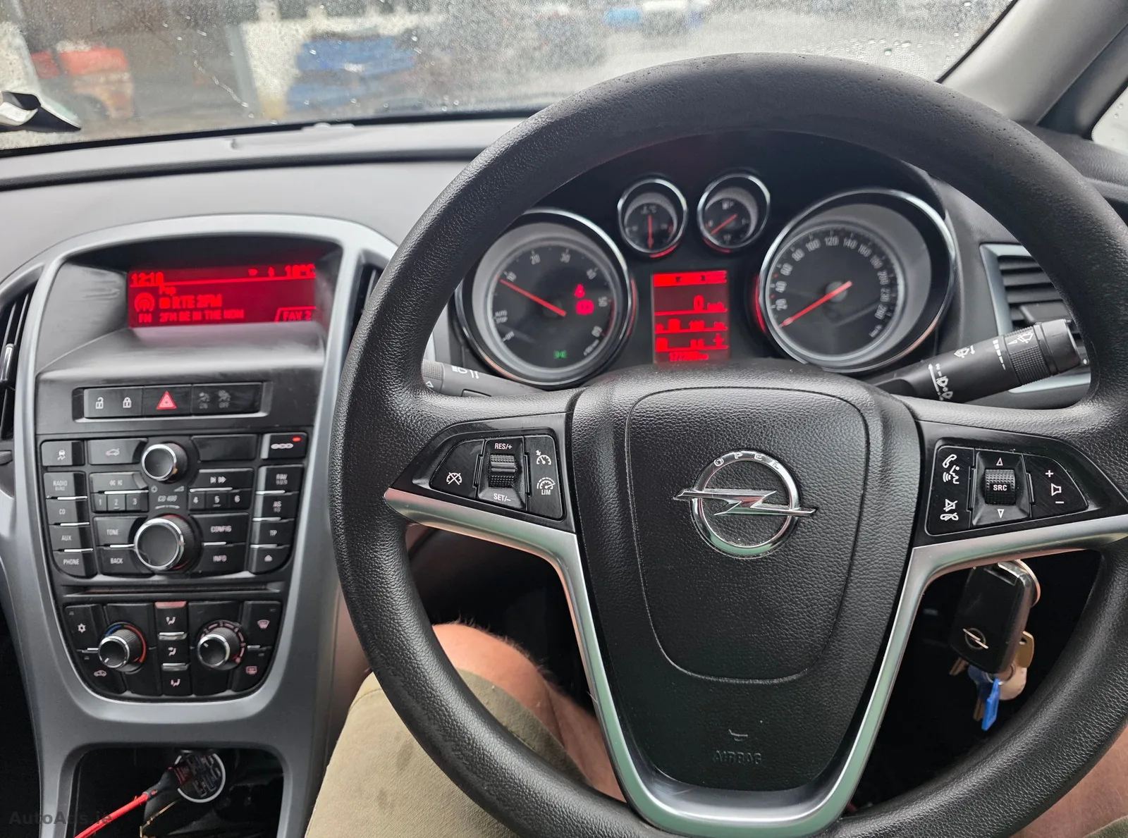 2013 Opel Astra – photo 8