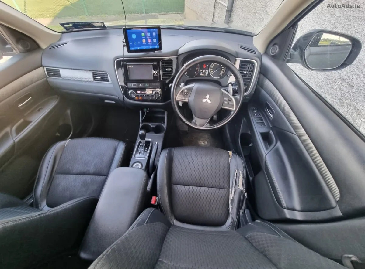 2014 Mitsubishi Outlander – photo 14