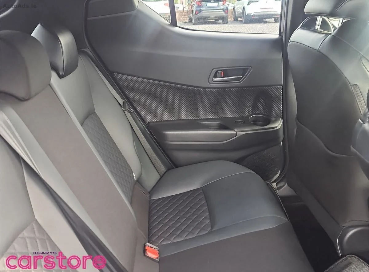 2021 Toyota C-HR – photo 11