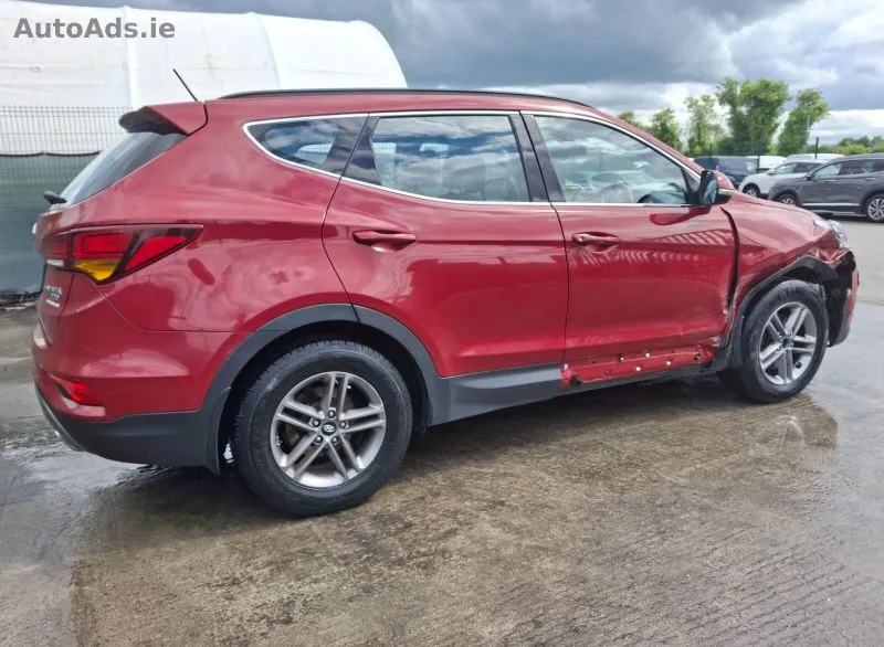 2017 Hyundai Santa Fe – photo 3