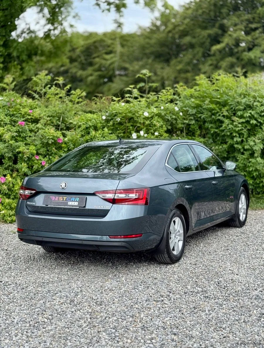 2019 Skoda Superb – photo 13