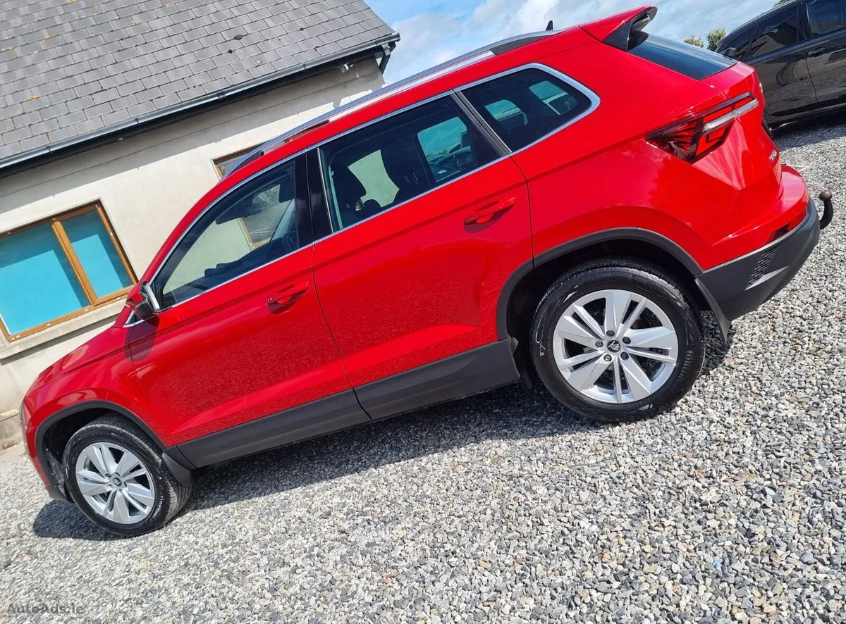 2025 Skoda Karoq – photo 2