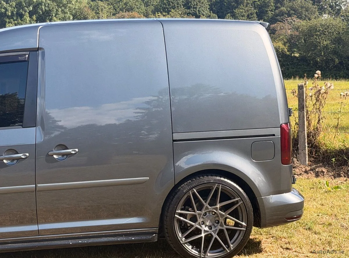 2019 Volkswagen Caddy – photo 4