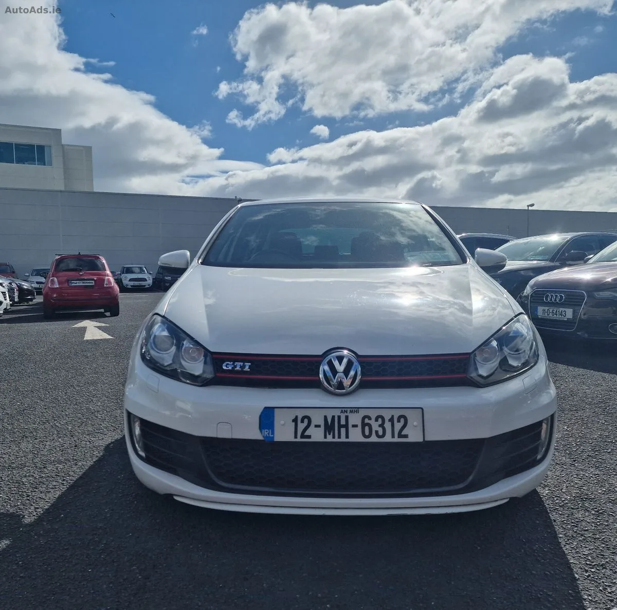 2012 Volkswagen Golf – photo 2